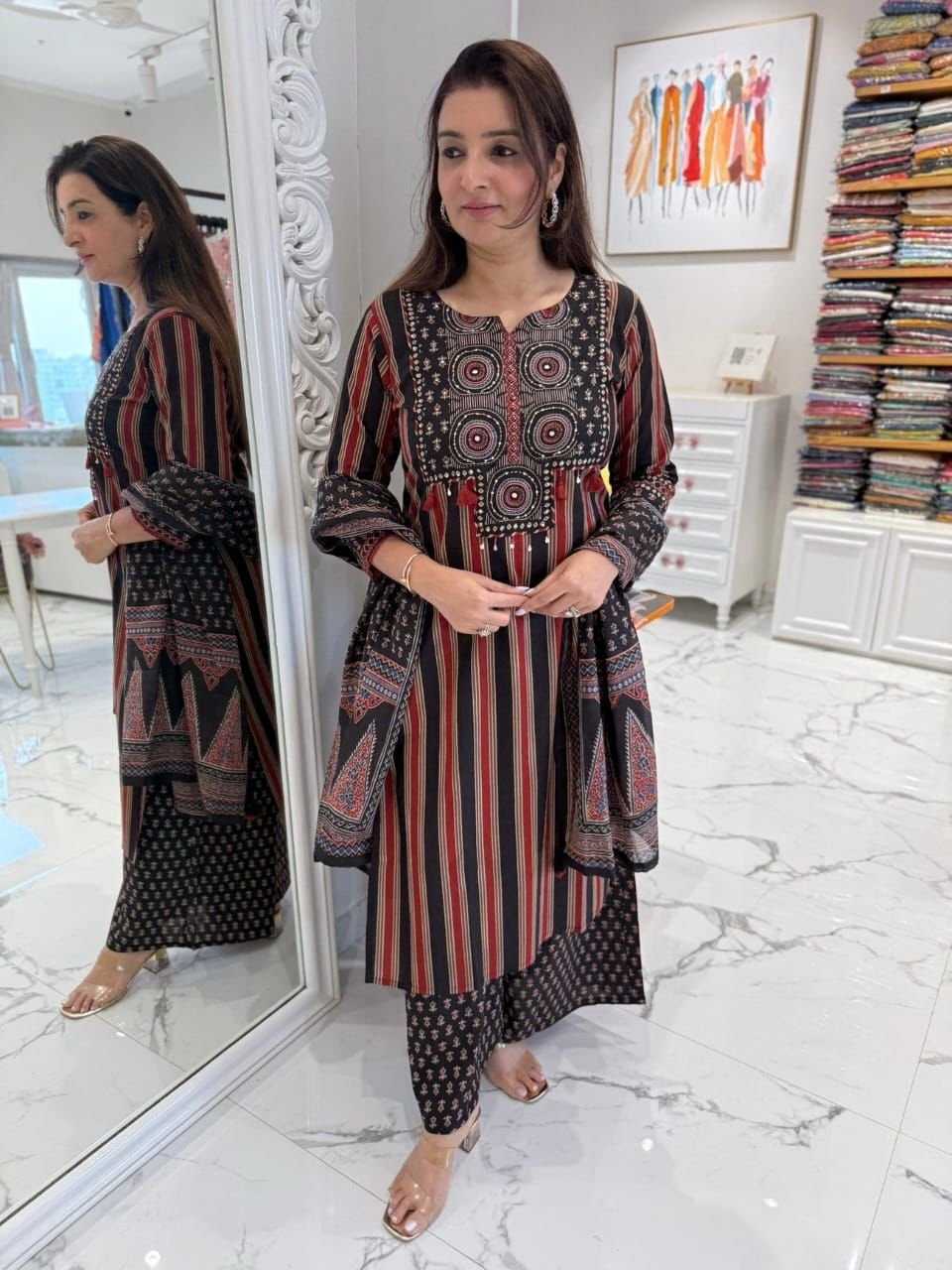 Cotton Procin Printed Suit Set with Katha Work